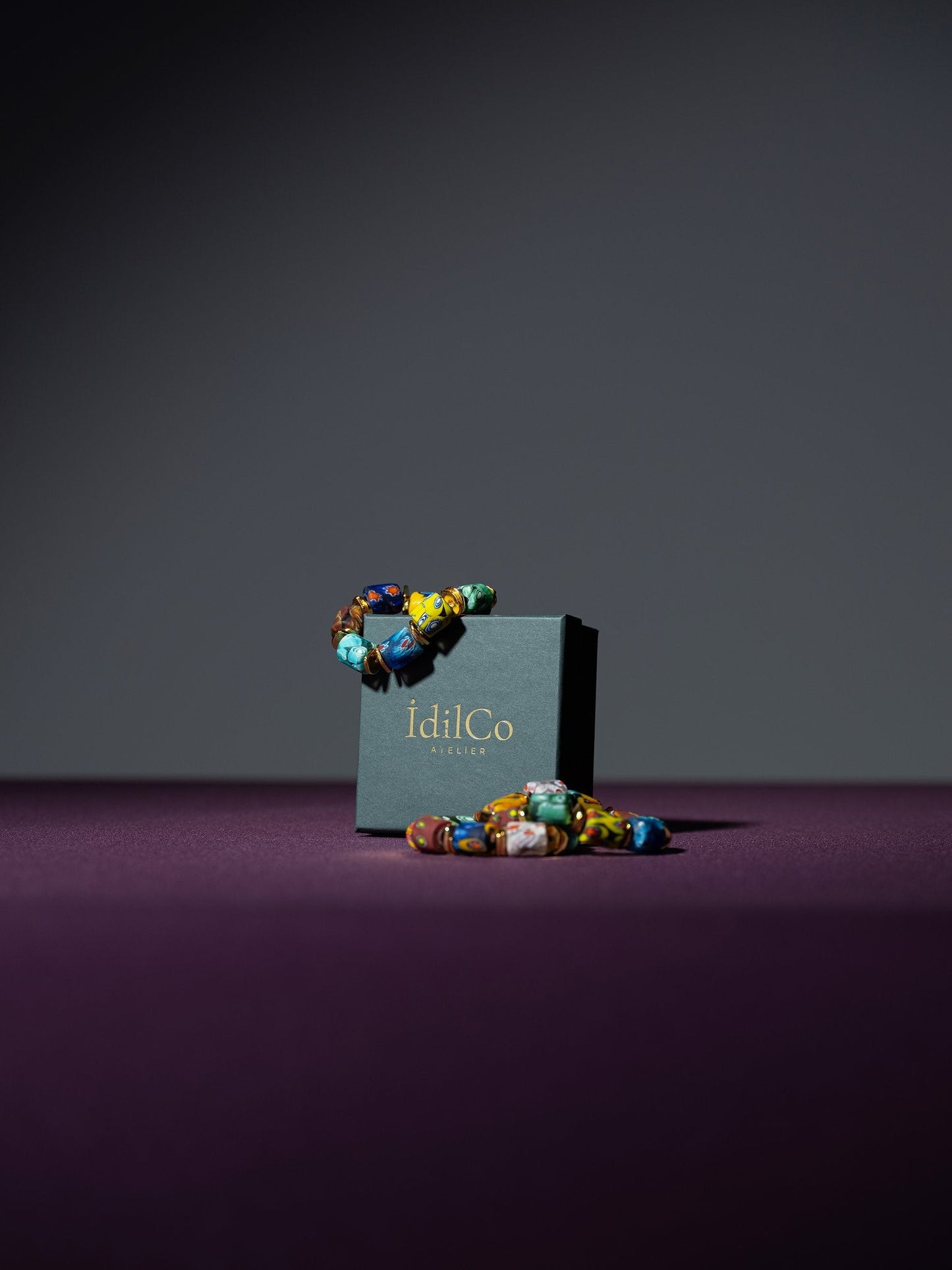 b846aa89-5248-463b-beb1-397f15ed8ff9-ghana-beads-women-bracelet_631cb59c-8d72-4f4b-9f0d-13a1336cf0e4.jpg