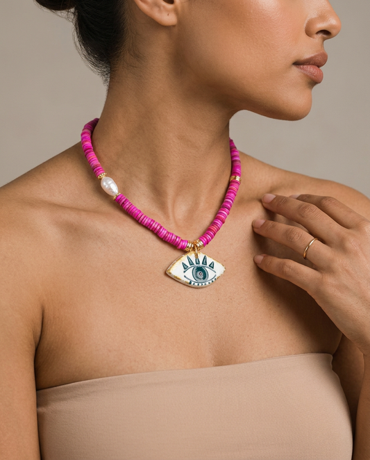 Amara Gaze Necklace
